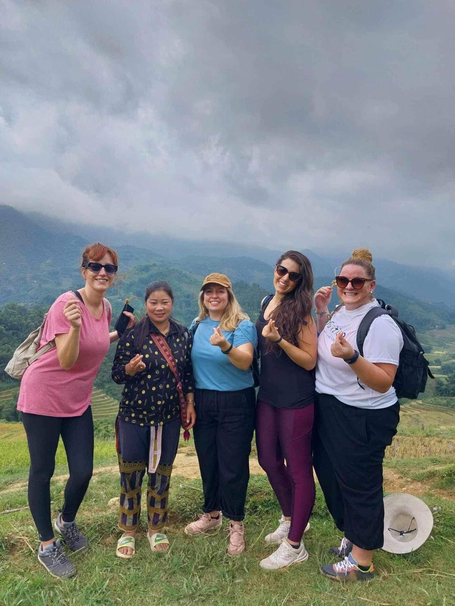 Nini Homestay Sapa Bagian luar foto
